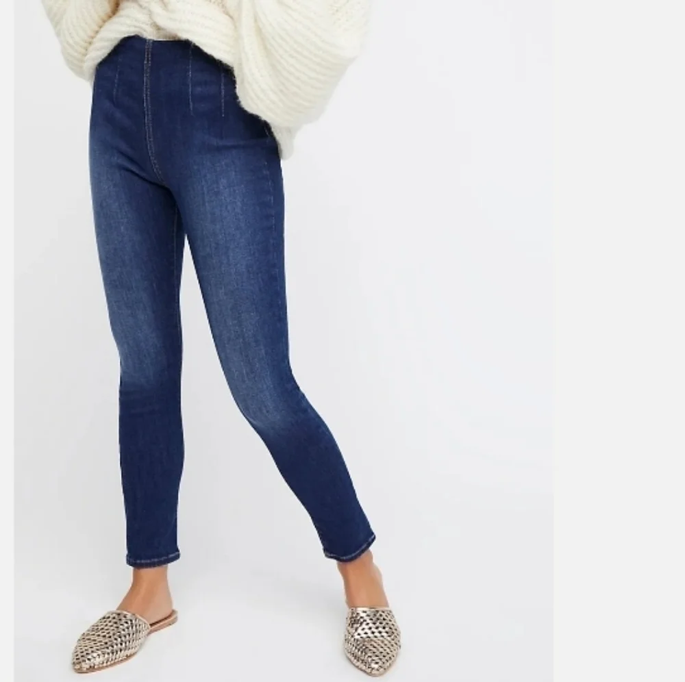 Free People Ultra High Rise Pull On Skinny Jeans